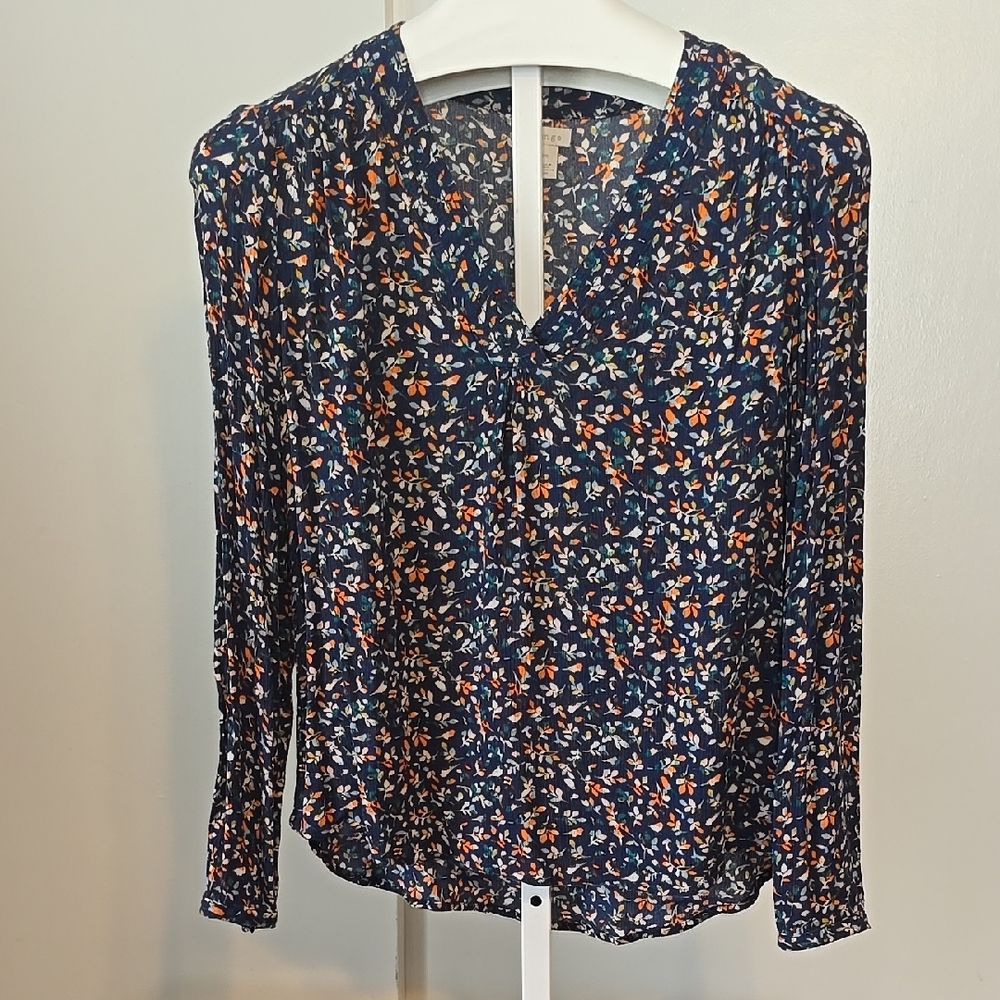 Hinge Medium Floral Print Women's Top